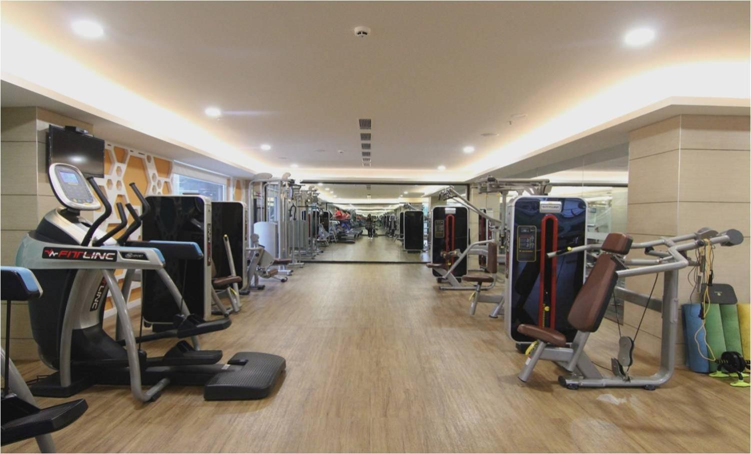 V Retreat Gurgaon Hotell Eksteriør bilde