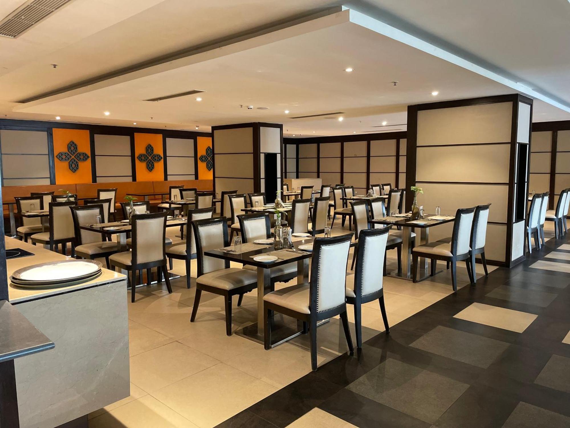 V Retreat Gurgaon Hotell Eksteriør bilde
